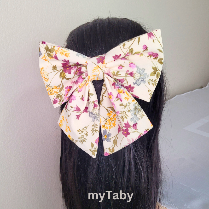 Ivory White Flower Sailor Pigtail Bow